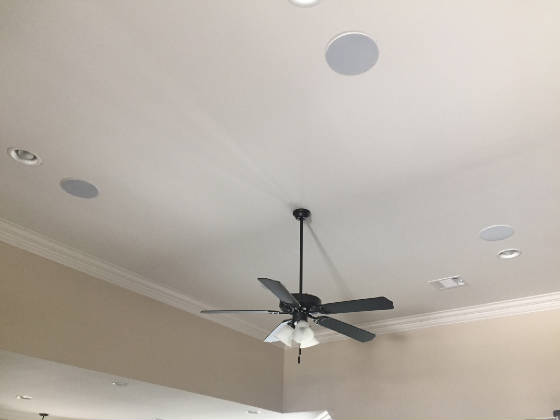 Speakers System Setup 